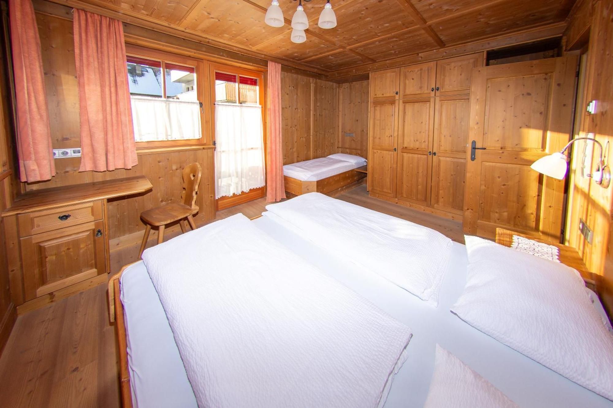 Appartement Ansitz Steiner à Dobbiaco Extérieur photo